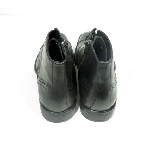 Johnston & Murphy XC Flex Connelly Chukka Boots Brogue Cap Toe Laces Men 8 EUC - Picture 6 of 9